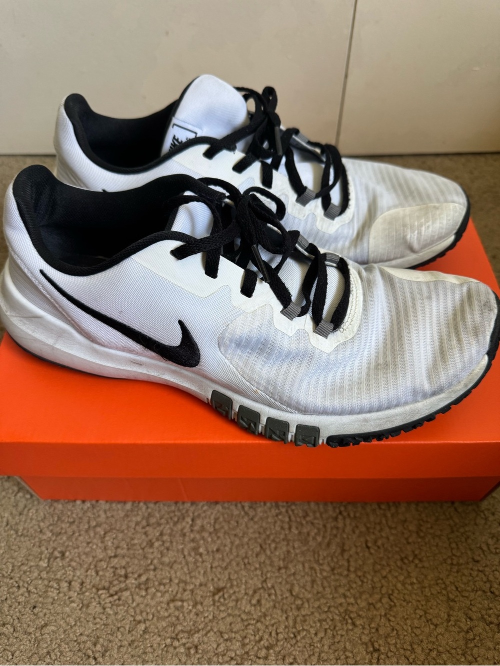 flex experience rn 11 nikes